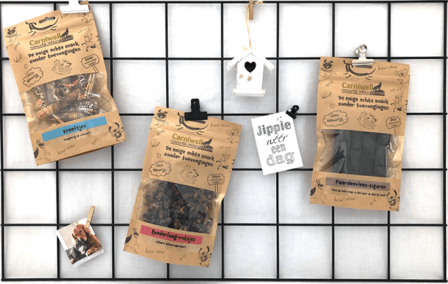 Carniwell – Natuurlijke hondensnacks verkrijgbaar bij Hondenvoer en meer in Apeldoorn.